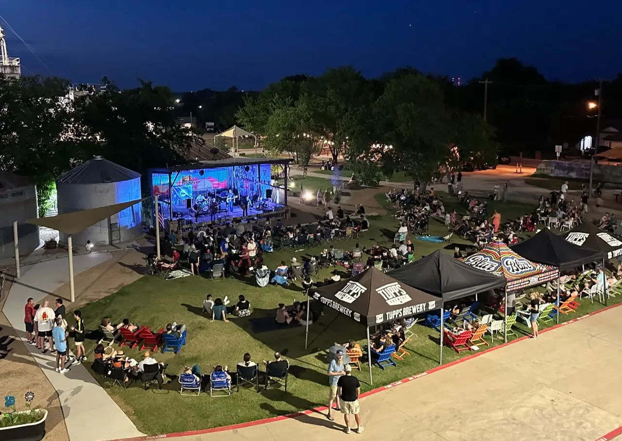 Discover the Best of McKinney’s Nightlife Scene
