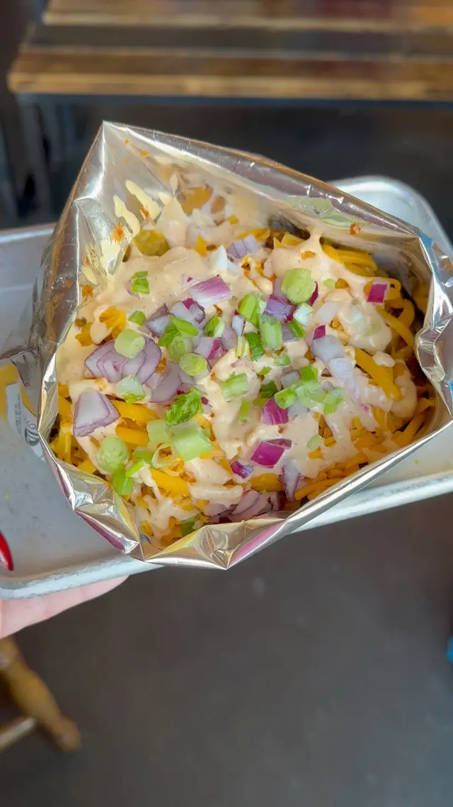 State Fair cravings? You don’t have to drive to Dallas. The Stix Icehouse is bringing fair food to McKinney with a limited-time menu full of over-the-top favorites, so naturally, we had to stop by for